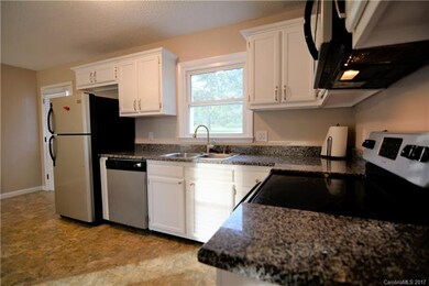 143 Mapleleaf Rd, Statesville, NC 28625 - photo 7