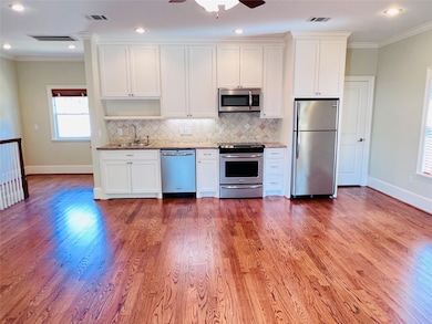 919 Arlington St unit A, Houston, TX 77008 - photo 5