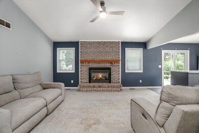 10-3027 Chard Ave Warren 0003