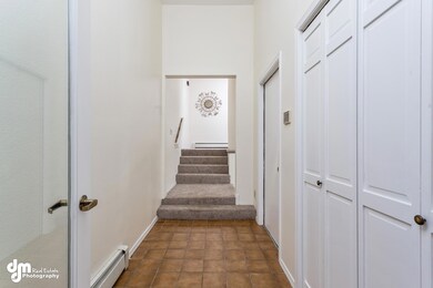 Entryway 8330-FULL