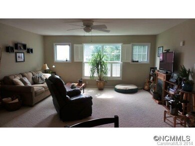 OPEN FLOORPLAN