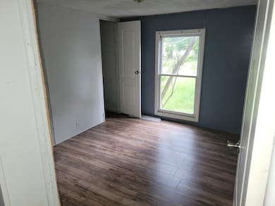 1573 Blakely Rd, Waterloo, SC 29384 - photo 7