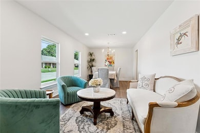 Living/Dining Room