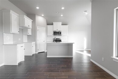 10320 SW 55th St, Mustang, OK 73064 - photo 4