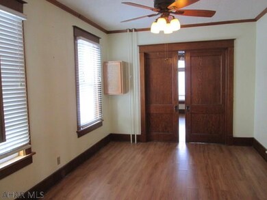 Formal dining room