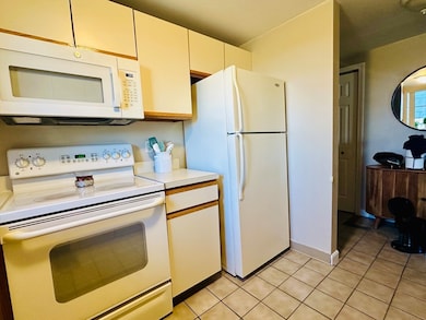 Montvale Condominiums unit 618, Stoneham, MA 02180 - photo 6