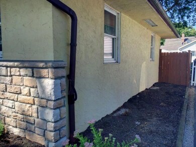 3595 Oaklawn St, Columbus, OH 43224 - photo 4