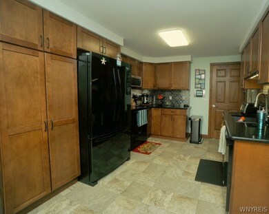 1309 Nash Rd, North Tonawanda, NY 14120 - photo 3