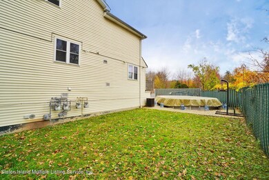 3A Ludwig Ln unit 2, Staten Island, NY 10303 - photo 4