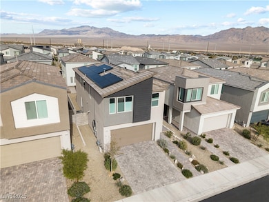 10202 Handline Chute St, Las Vegas, NV 89166 - photo 3