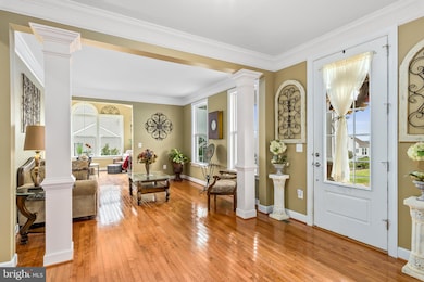 15743 Trongate Ct, Leesburg, VA 20176 - photo 7