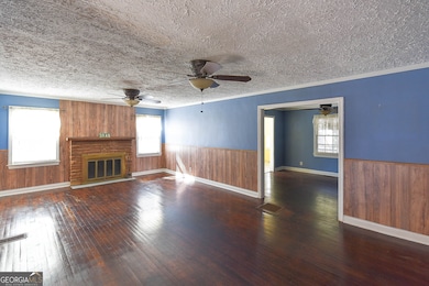 3049 Cloverhurst Dr, Atlanta, GA 30344 - photo 2