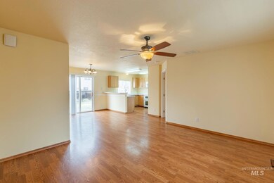 1220 W Teton Ave, Nampa, ID 83686 - photo 5