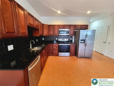 2147 S Poplar St, Allentown, PA 18103 - photo 7