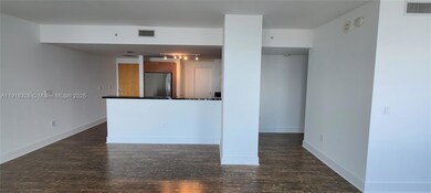 Vizcayne unit 3109, Miami, FL 33132 - photo 2