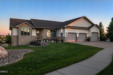 807 Saddle Ridge Rd-1