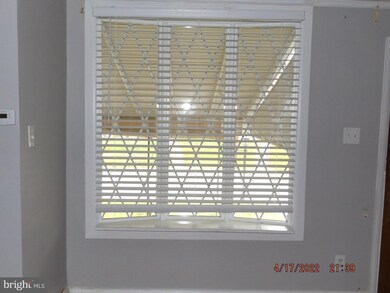 39 Briarcliffe Rd, Glenolden, PA 19036 - photo 6