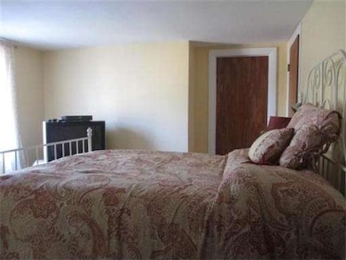 7 Edgemont Ave, Burlington, MA 01803 - photo 7