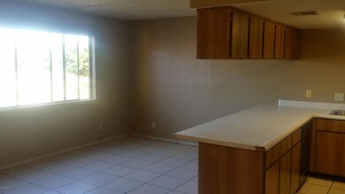 Kitchen/Living Room
