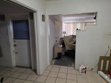 2728 Prospect St, Sarasota, FL 34239 - photo 7