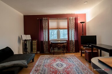 1249Lakeshore013lores