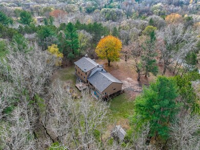 907 Willow Ridge Rd, Hudson, WI 54016 - photo 5