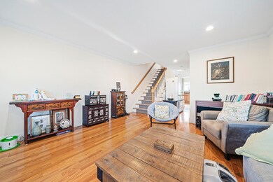 223 Robbins St unit 1, Waltham, MA 02453 - photo 4