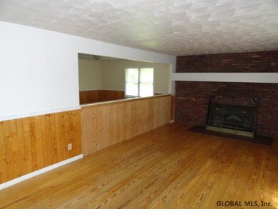 47 Kelton Ct, Albany, NY 12209 - photo 6