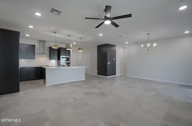 13837-Centro-Vista-Floor-Plan