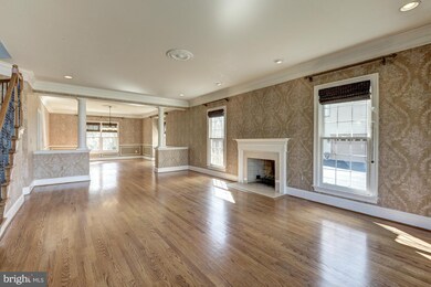 42593 Cochrans Lock Dr, Ashburn, VA 20148 - photo 7