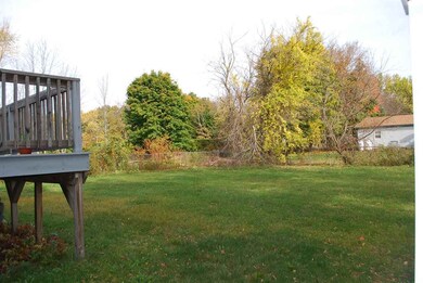 28 Pickering Rd, Rochester, NH 03839 - photo 4