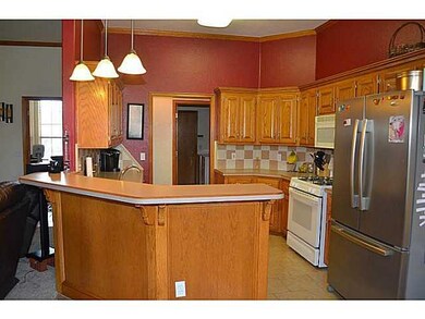 2313 NE 7th St, Moore, OK 73160 - photo 5