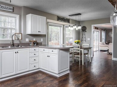 17 Westmont Dr, Asheville, NC 28806 - photo 7