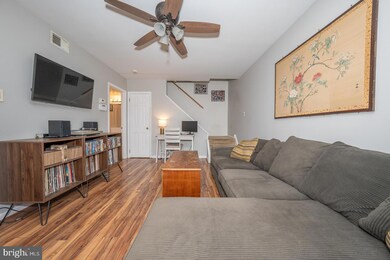 Altemus Farms unit J7, Brookhaven, PA 19015 - photo 5