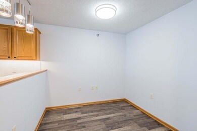 Lakefront Plaza unit 212, Prior Lake, MN 55372 - photo 5