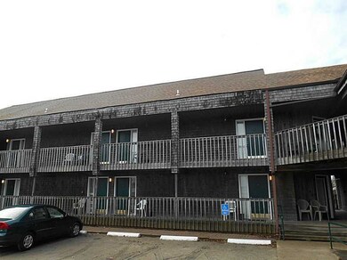 8 Crandall Ave unit 4, Westerly, RI 02891 - photo 2