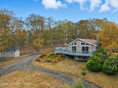 2318 Sunbird Ct, Henryville, PA 18332 - photo 4