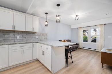 152 Tuckerman Ave unit 10, Middletown, RI 02842 - photo 6