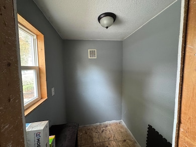 812 Sherman Ave W, Fort Atkinson, WI 53538 - photo 5