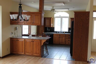 1143 SW Red Oaks Place, Topeka, KS 66615 - photo 5