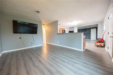 111 Windemere Rd, Whiteland, IN 46184 - photo 4