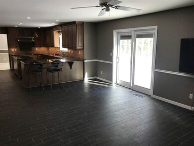 2460 Shadowview Cir, Plover, WI 54467 - photo 6