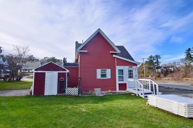 54 Union St, Whitefield, NH 03598 - photo 6