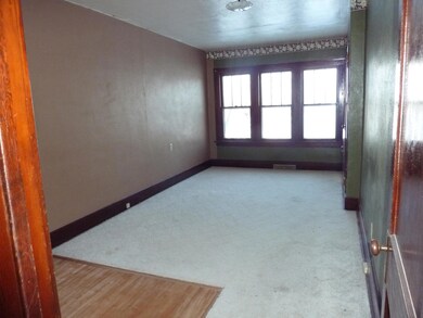Bedroom #1<|><|>
