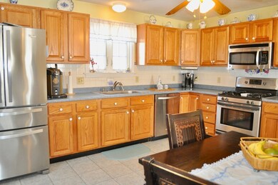 115 Osborne St, New Bedford, MA 02740 - photo 2