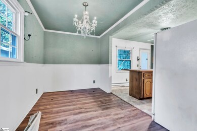 2 Queens St, Fountain Inn, SC 29644 - photo 5