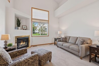 3208 Juniper Cir unit A, Woodbury, MN 55125 - photo 4