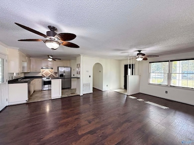 4503 Calvert Rd NW, Huntsville, AL 35816 - photo 6