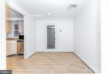 1755 18th St NW unit B, Washington, DC 20009 - photo 4