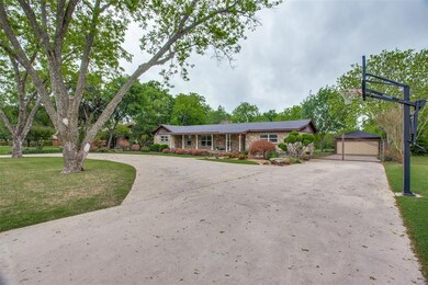 203 Mcanear St, Cleburne, TX 76033 - photo 2